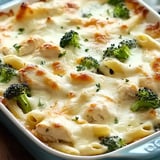 A dish of chicken and broccoli alfredo bake.